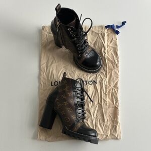 Louis Vuitton Star Trail Ankle Boot
